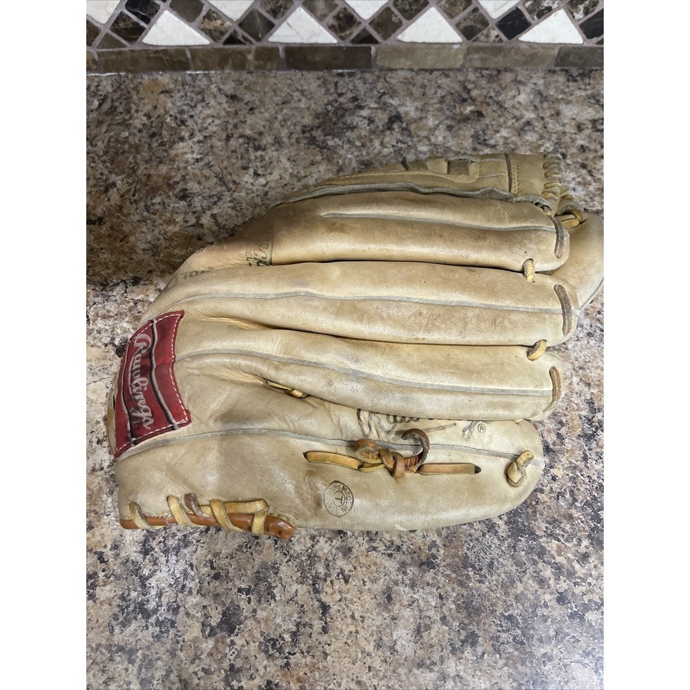 Rawlings RBG 36 Dale Murphy Edge-U-Cated Heel Model Holdster Baseball Glove- LHT